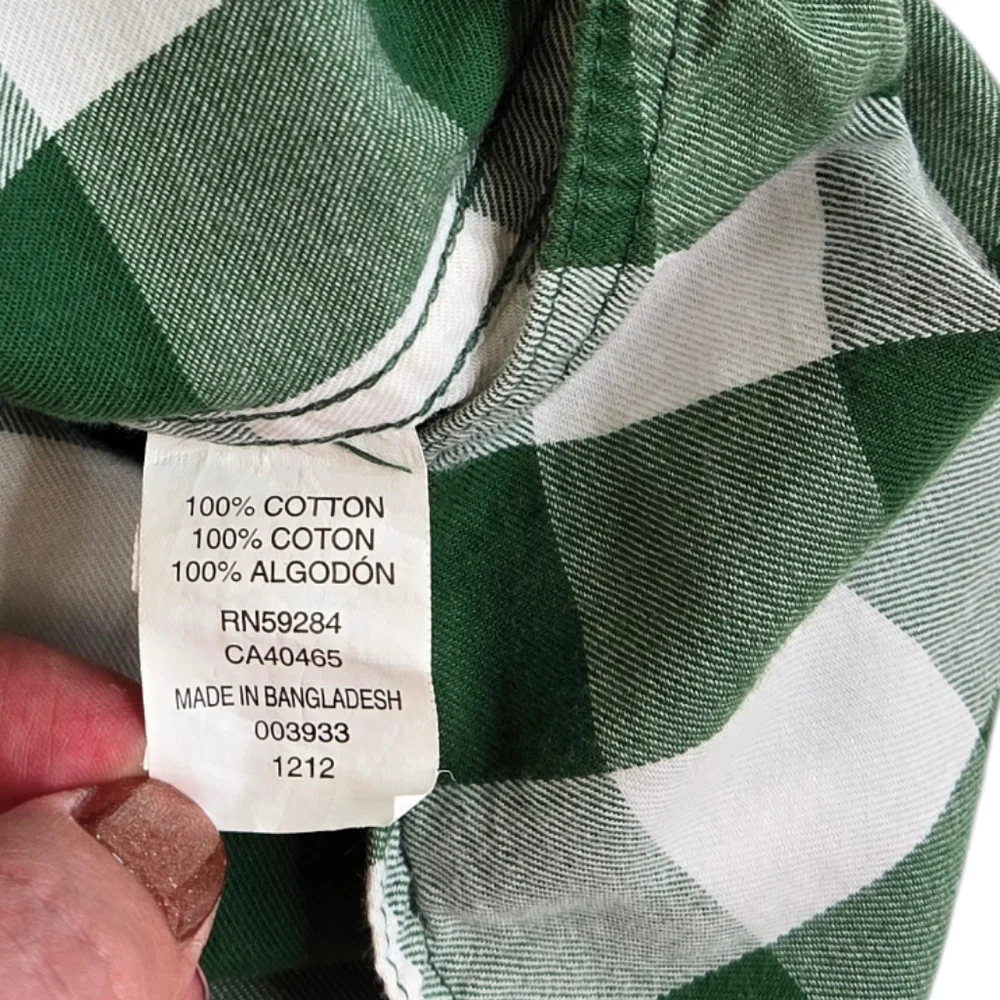 The Children's Place green and white plaid button down shirt size small 5/6